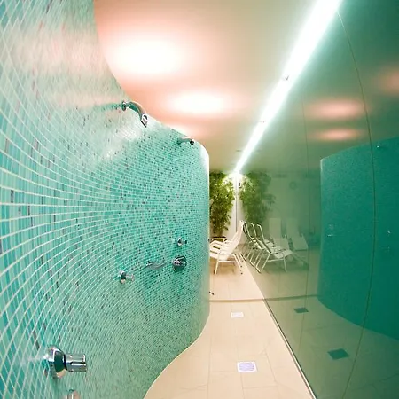 Angelika Hotel 3*